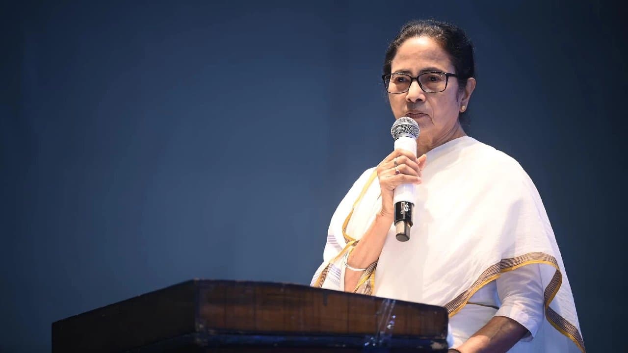 Benagl CM Mamata Banerjee