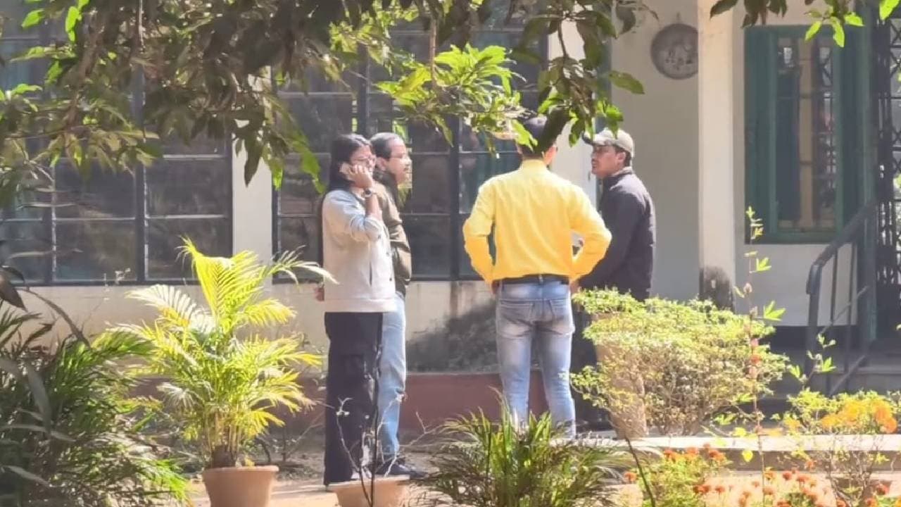 A day after Abhishek Banerjee visited Rampurhat representatives of Election Commission went to nobel laureate Amartya Sen house