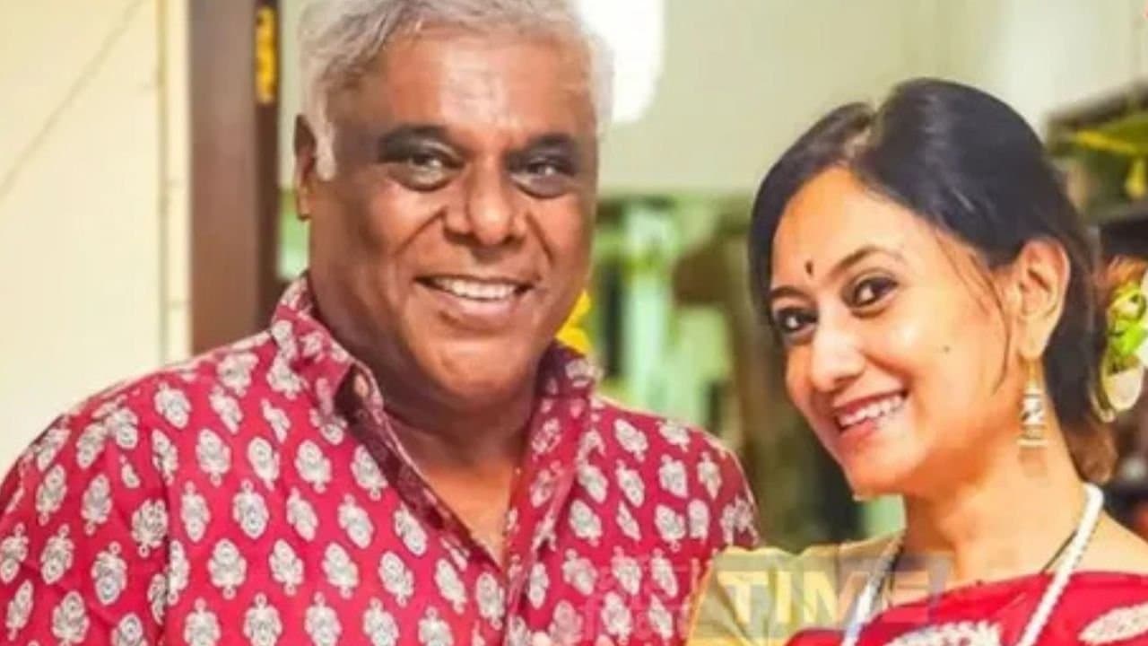 Ashish Vidyarthi and wife injured in a road accident in guwahati
