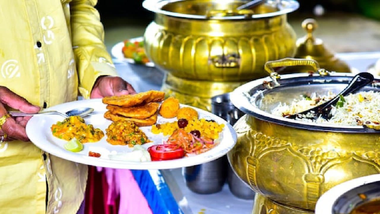 125 Persons Suffer From Food Poisoning At Pre Wedding Event In Thane Maharashtra