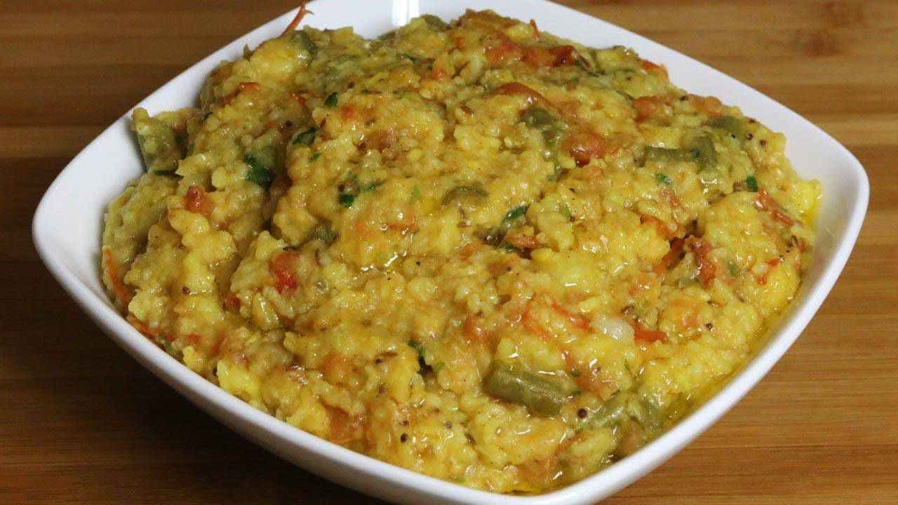 Khichdi beats all foods and create history in India