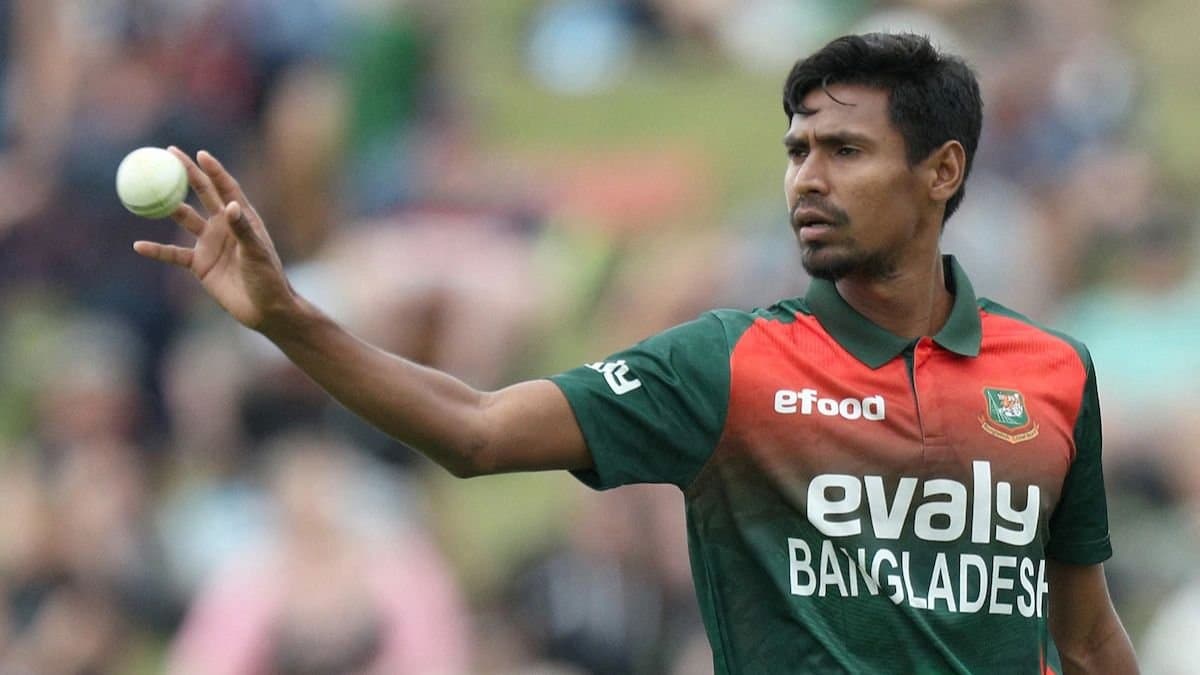 Former KKR star Moeen Ali expressed his displeasure at the controversy over Bangladesh fast bowler Mustafizur Rahman