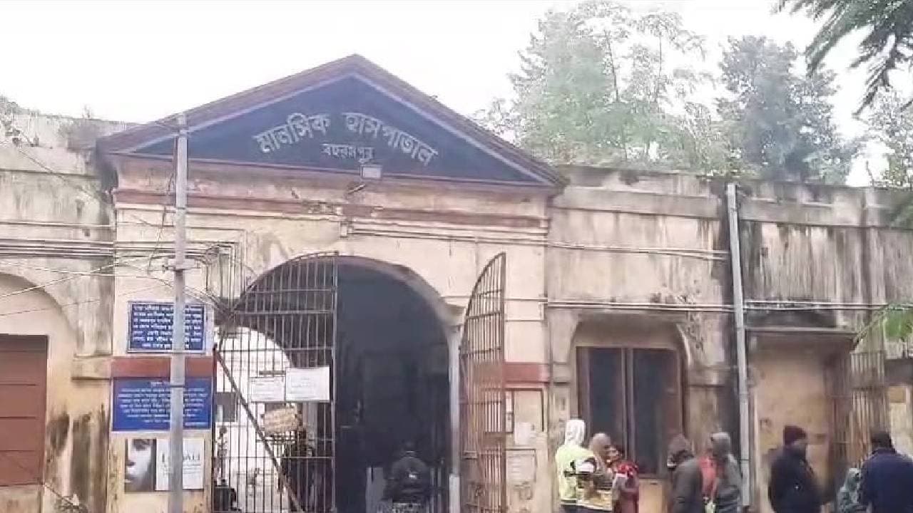 Saraswati Puja also holds the history of the national hero Netaji