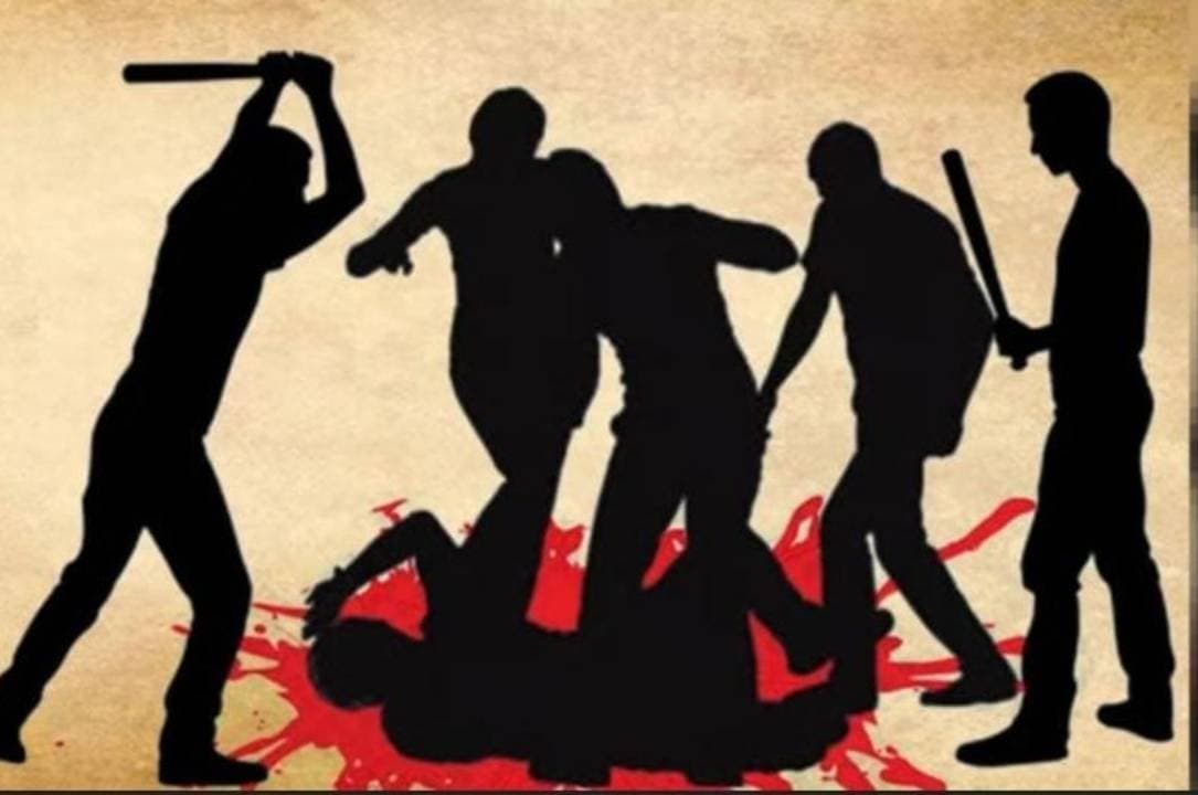 Old Man Dragged Behind Bike After Resisting Robbery 