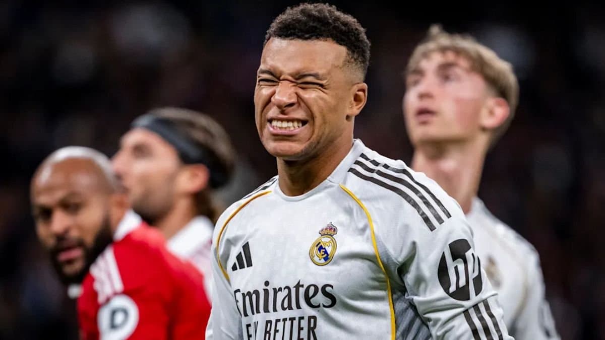  Real Madrid have suffered a massive Kylian Mbappe injury scare ahead of Spanish Super Cup Semifinal