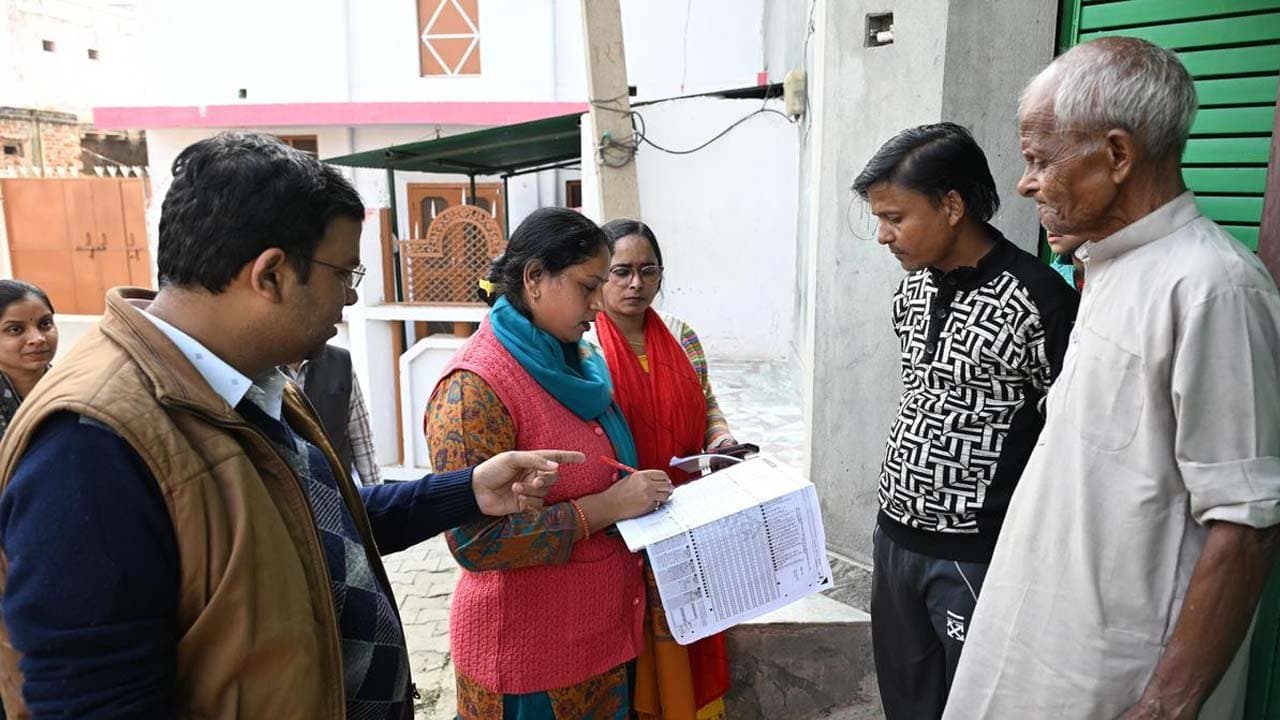 The notification for the first phase of the 2027 census has been issued containing 33 questions