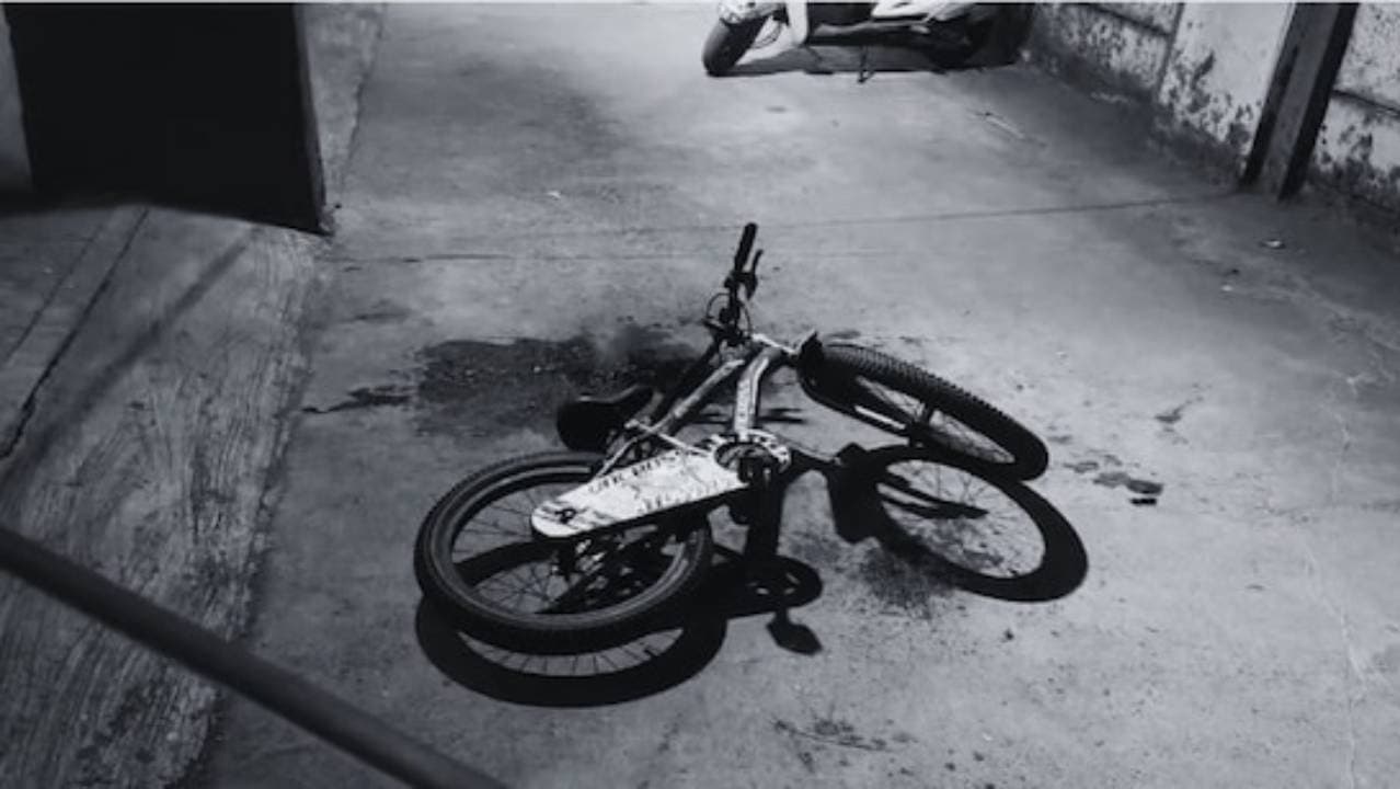Kite String Kills Eight Year Old Boy Riding Bicycle In Surat 