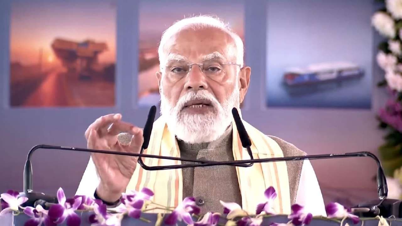 Narendra Modi Opens Up on Bengali language and Heritage Durga Puja from Singur Public Meeting