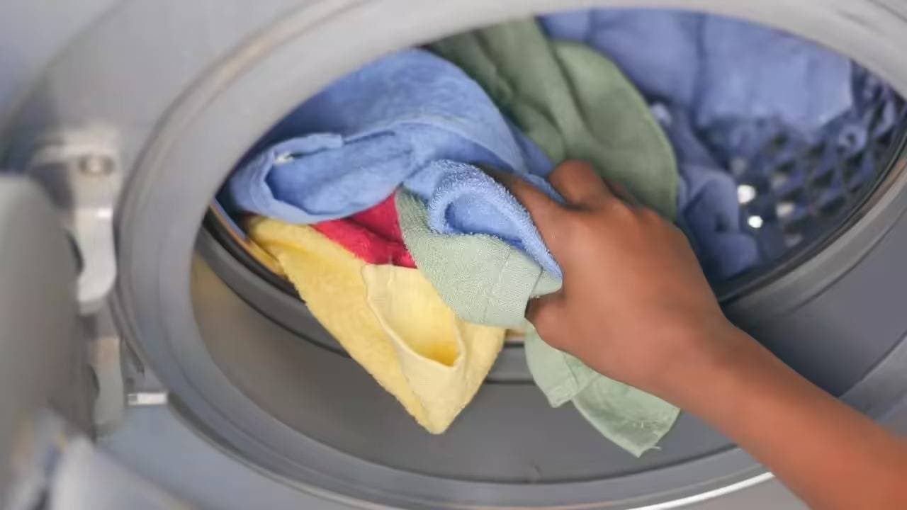 How to wash woolens in your washing machine safely