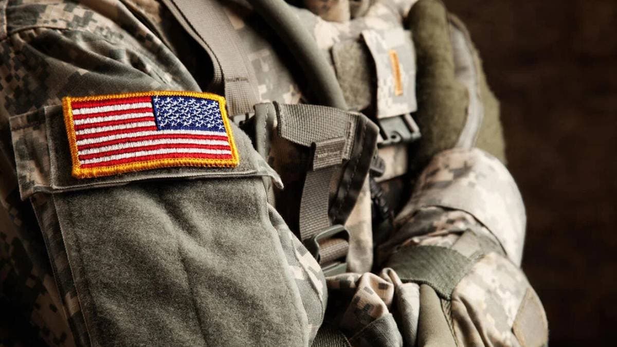 Army bars transgender people from enlisting