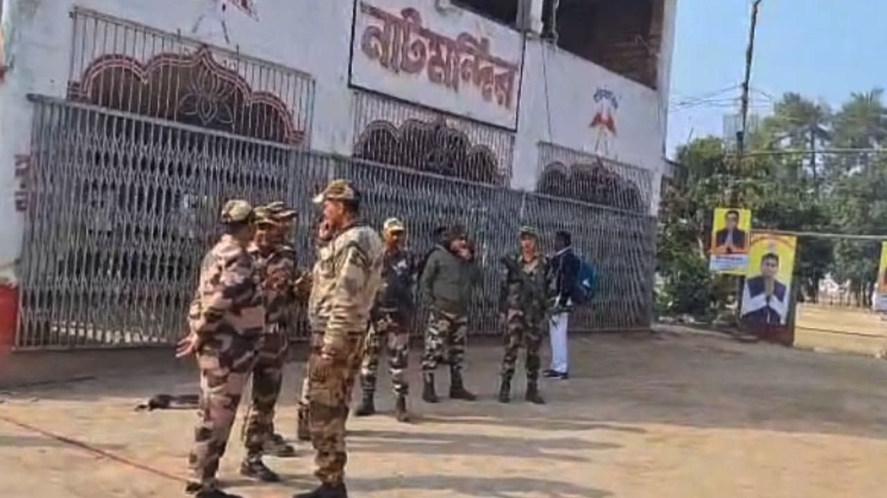 Abhishek Banerjee to visit thakurbari today