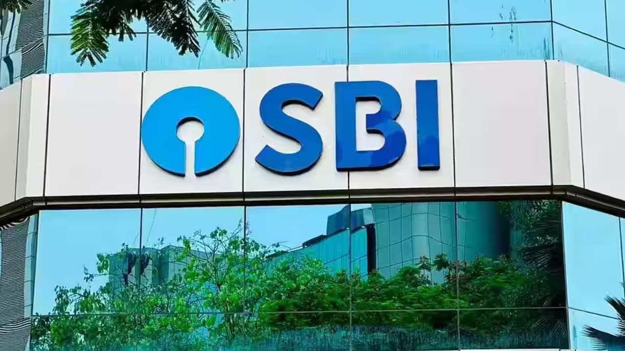 SBI FD an interest of RS 85049 in five years with how much investment