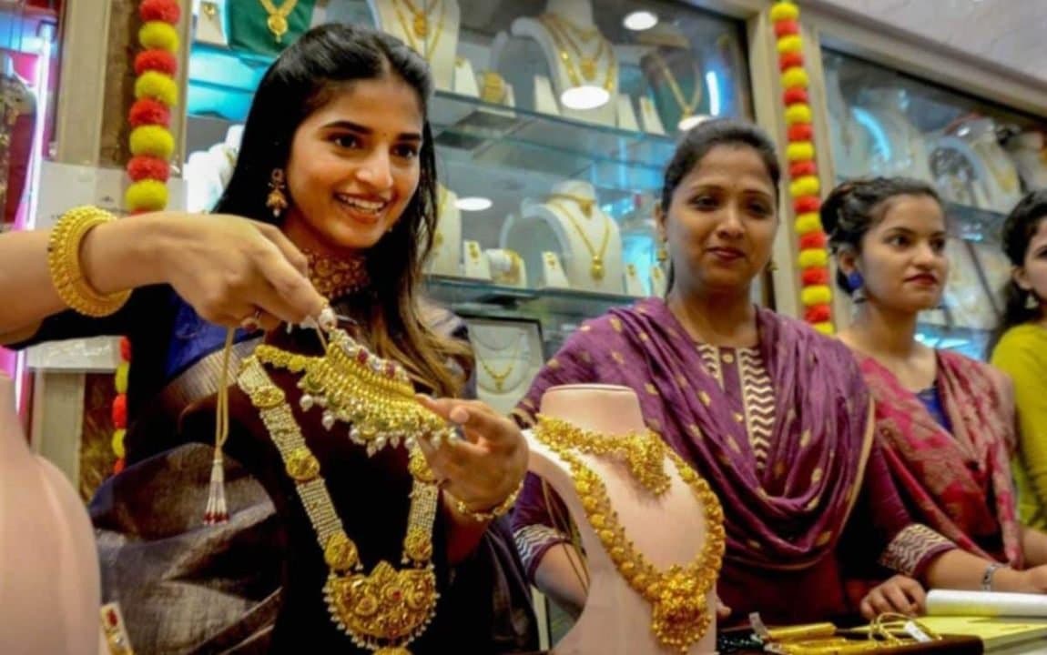 Bihar Restricts Customers With Hijab And Niqab From Purchasing Gold Jewellery 