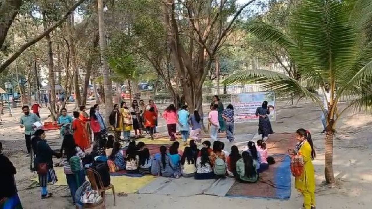 Uttarpara childrens home residents enjoying picnic