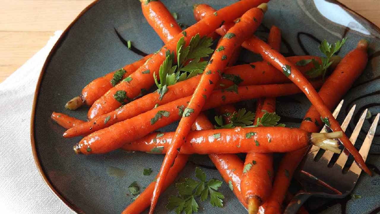 Carrot: Help fungi make protein for Human Body