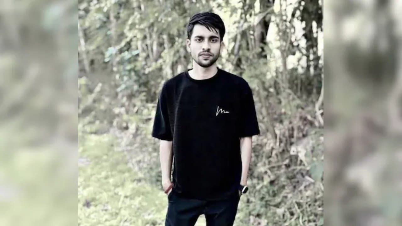 Bangladesh Unrest: Hindu auto driver beaten to death