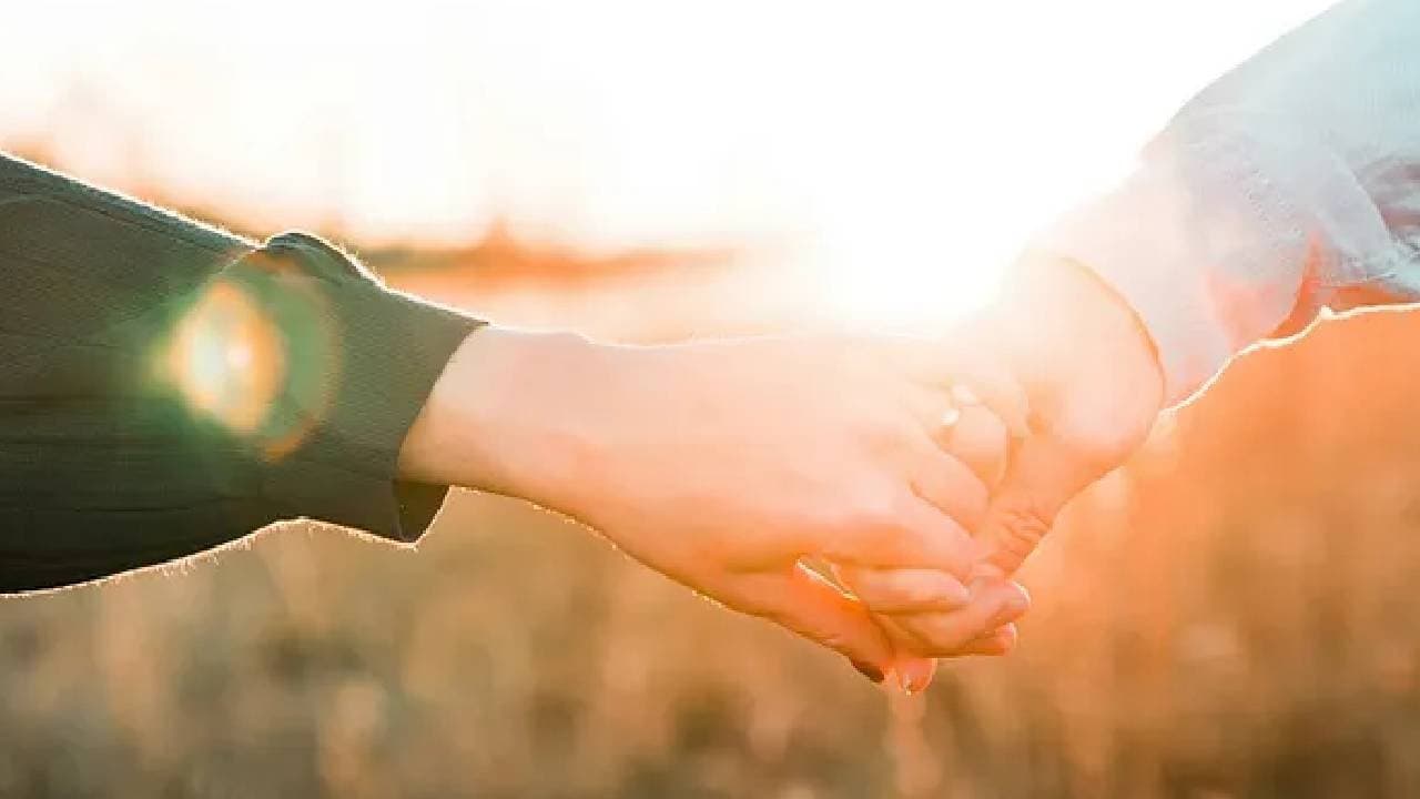 Rajasthan Teen Girl Collapsed After Walking Eight Kilometer To Meet Lover 