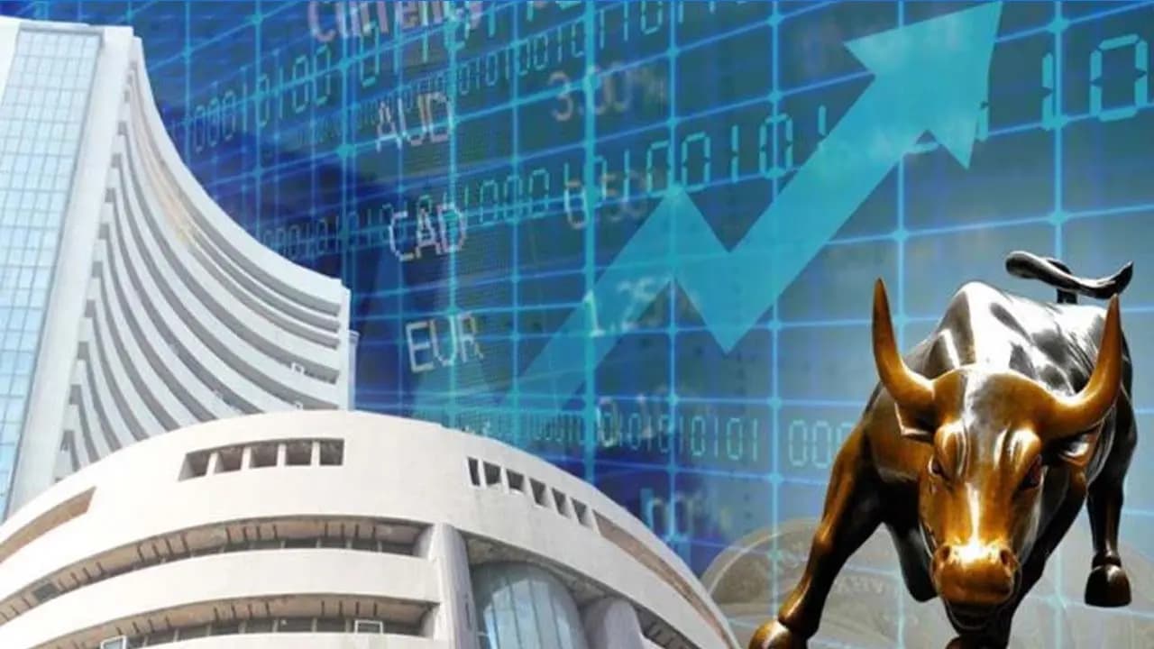 Sensex falls over 500 points three reasons why stock market is falling today