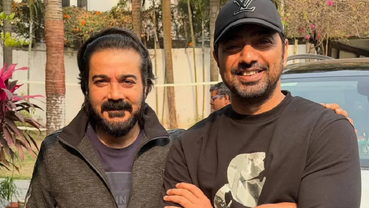 Dev resolved the misunderstanding with Prosenjit Chatterjee 