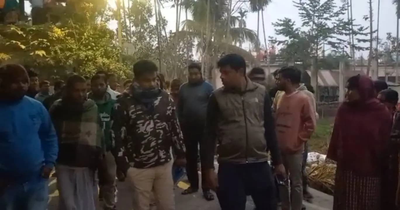 A man takes extreme measures over just a thousand rupees 