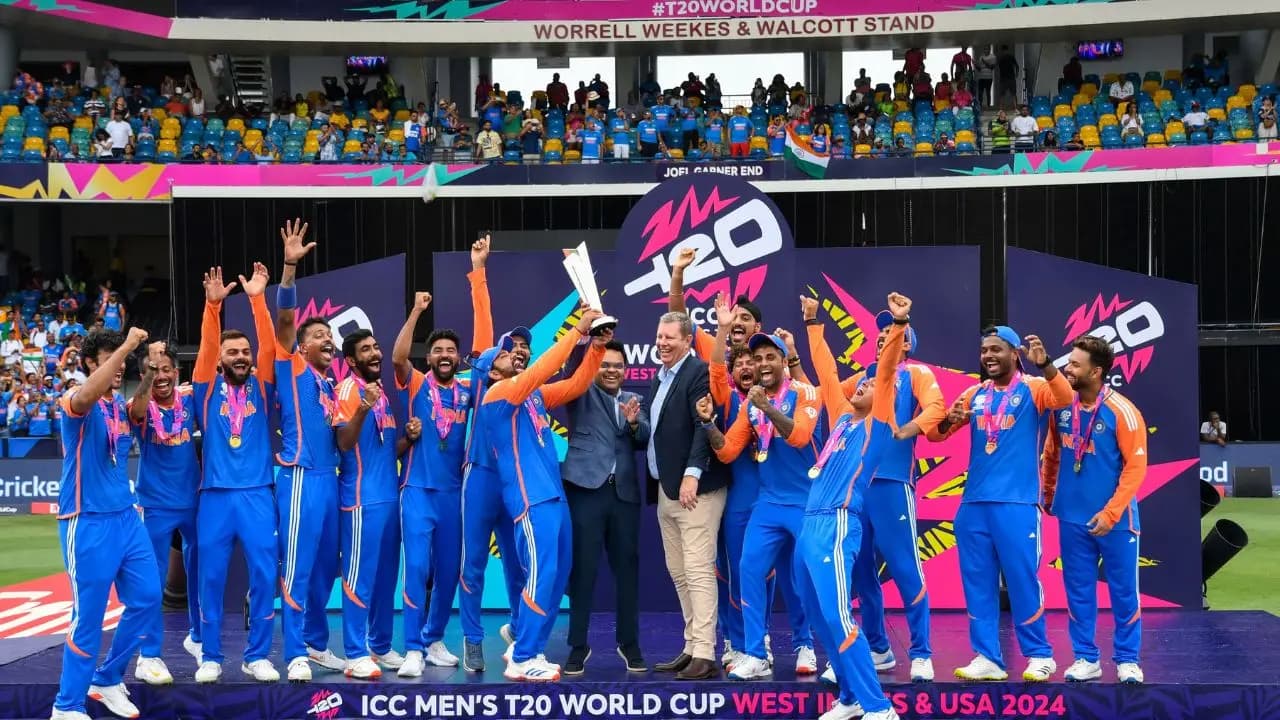 Sanjay Manjrekar against giving T20 World Cup same status as 50 over showpiece