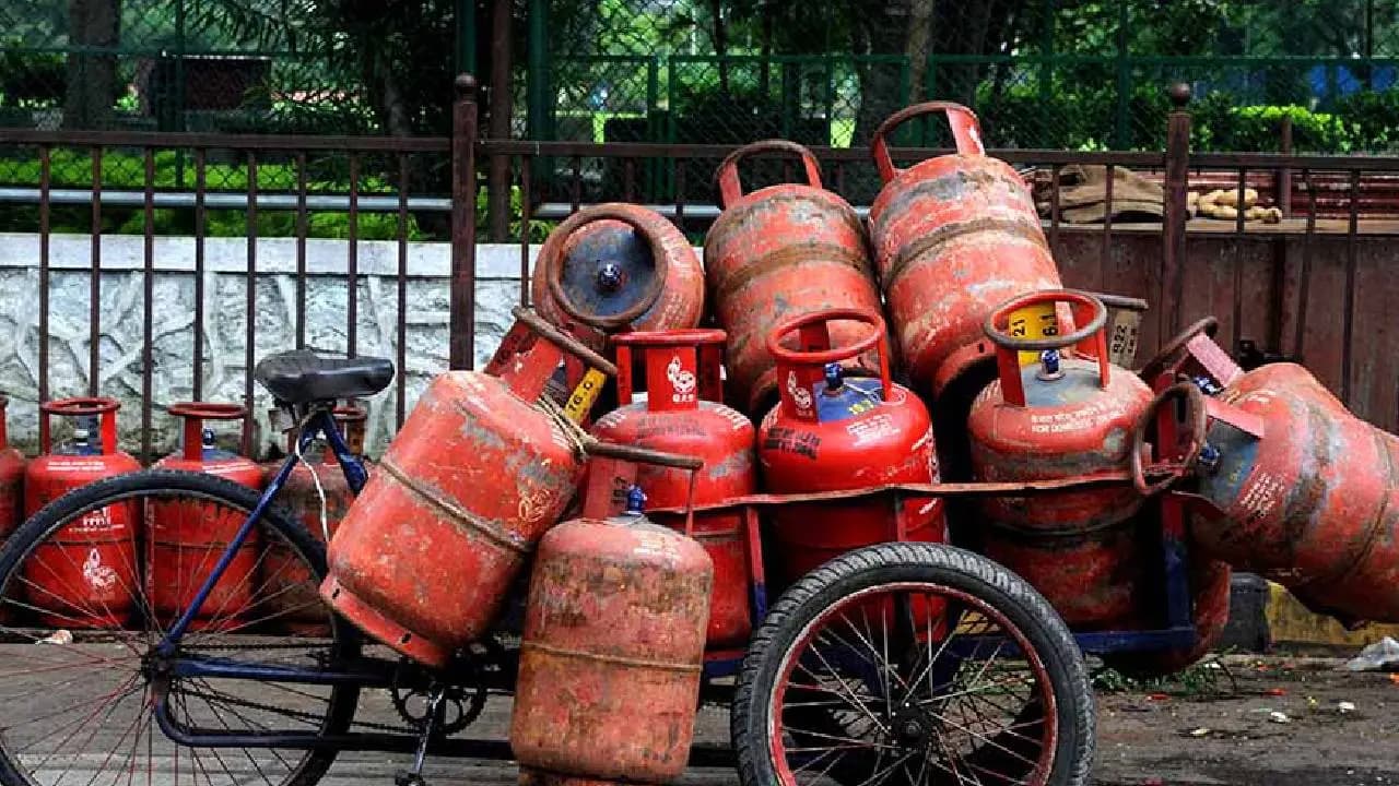 LPG Gas Cylinder Price Hikes: Commercial Cylinder To Cost More From February 1