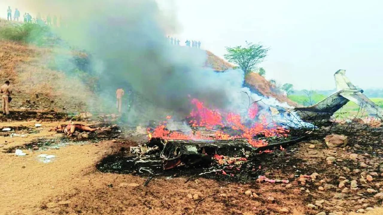 Maharashtra Ministers Helicopter Hit With Technical Snag in Chhatrapati Sambhajinagar