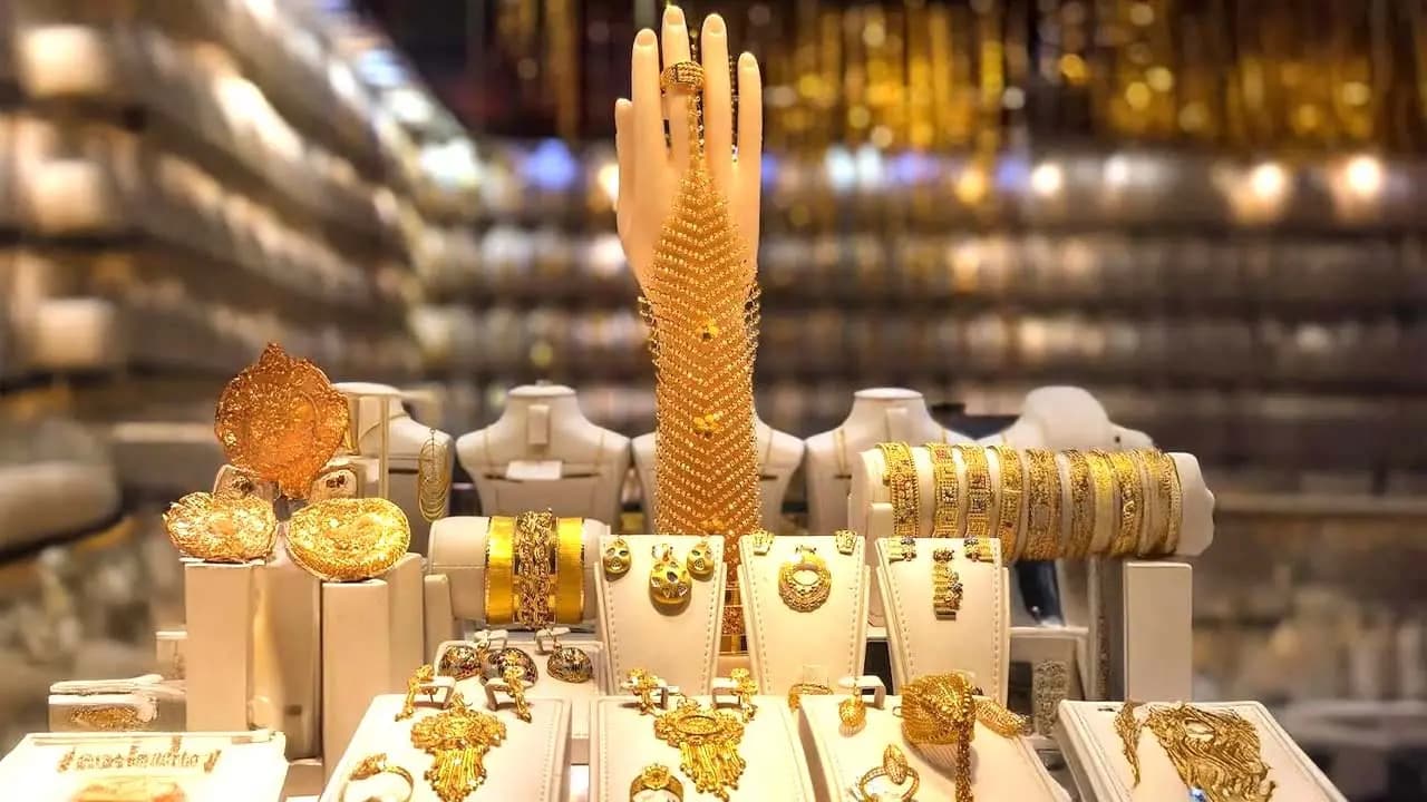 Gold price prediction: Worst decline since 1980 and no look back 