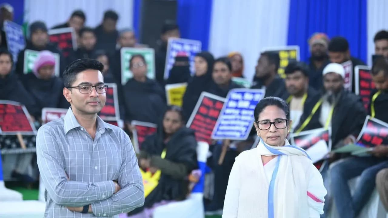 Mamata Banerjee at Delhi here what she said at banga bhawan