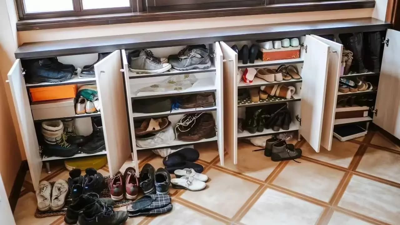 Shoe Rack Placement as per Vastu