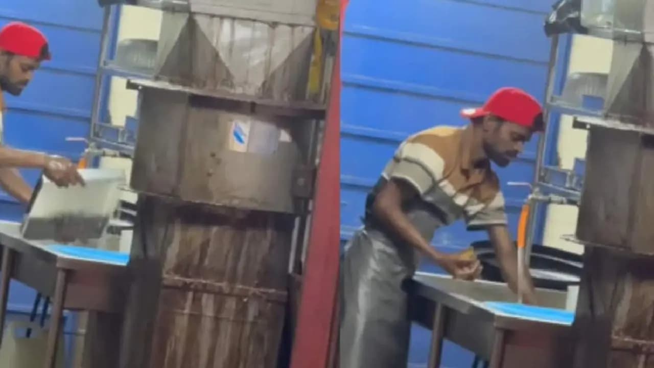 Restaurant Workers Washed Leftover Food To Serve Again Incident Caught On Camera 