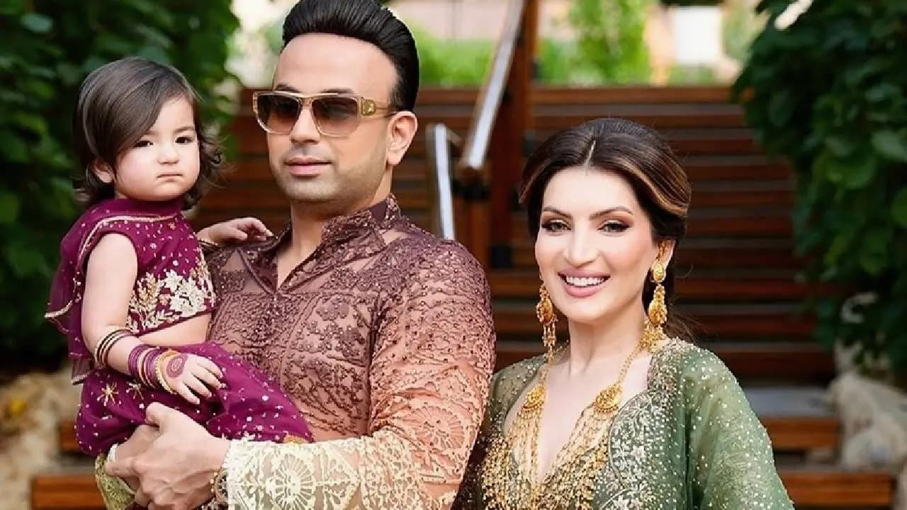 Gold Jewellery Gifts: This Dubai Businessman Gifts Three Kg Gold To Wife Every Year Without Any Fail