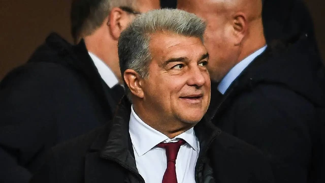 FC Barcelona President Joan Laporta steps down