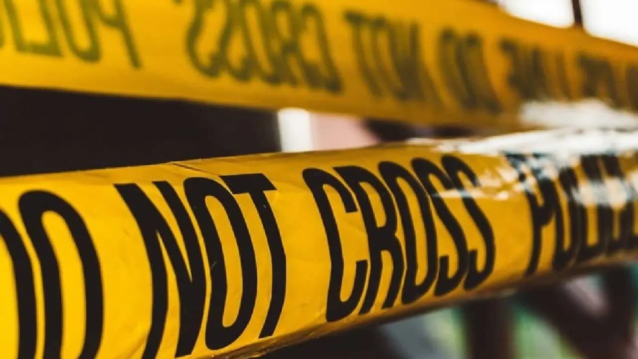 Parents son Found Dead In Surat After Inhaling Toxic Fumes 