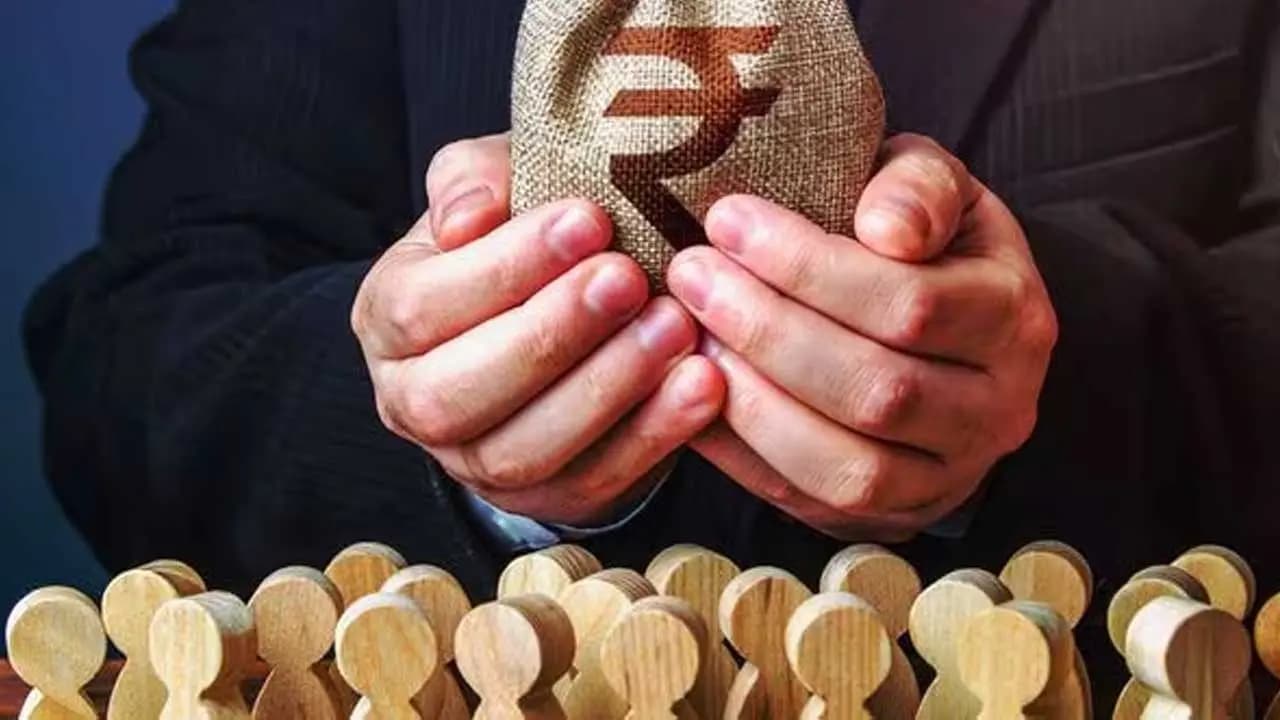 One time investment of Rs 13 lakh in Mutual Funds can generate Rs 12 Crore Corpus