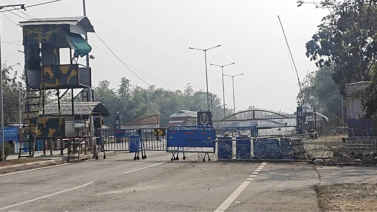 Basirhat Police alert for Bangladesh election search operation underway