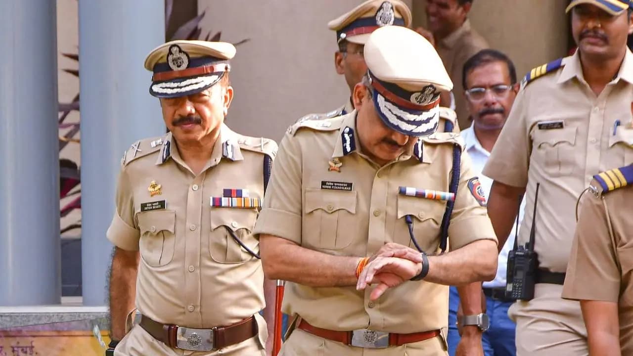 Bengaluru man stabs retired Navy captain father dentist mother to death after domestic dispute 