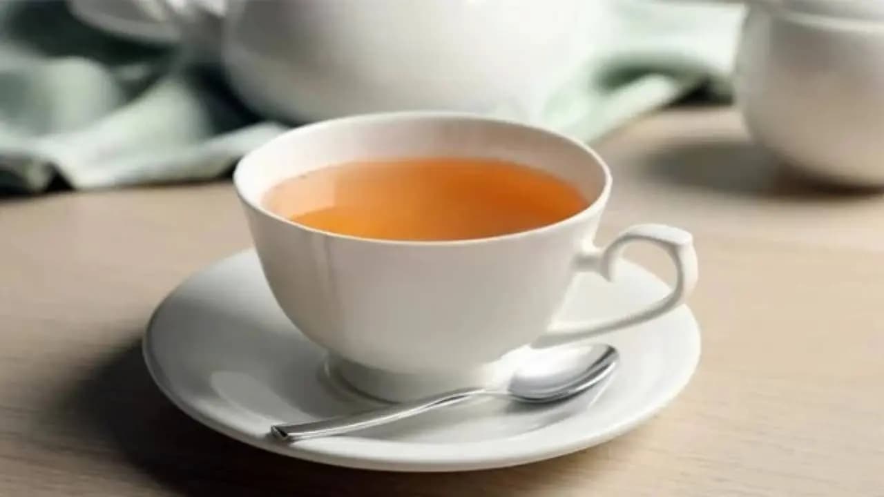 Drinking tea after meal health risks