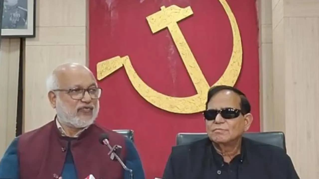 Md Salim partly explicit about forming coalition in bengal elections