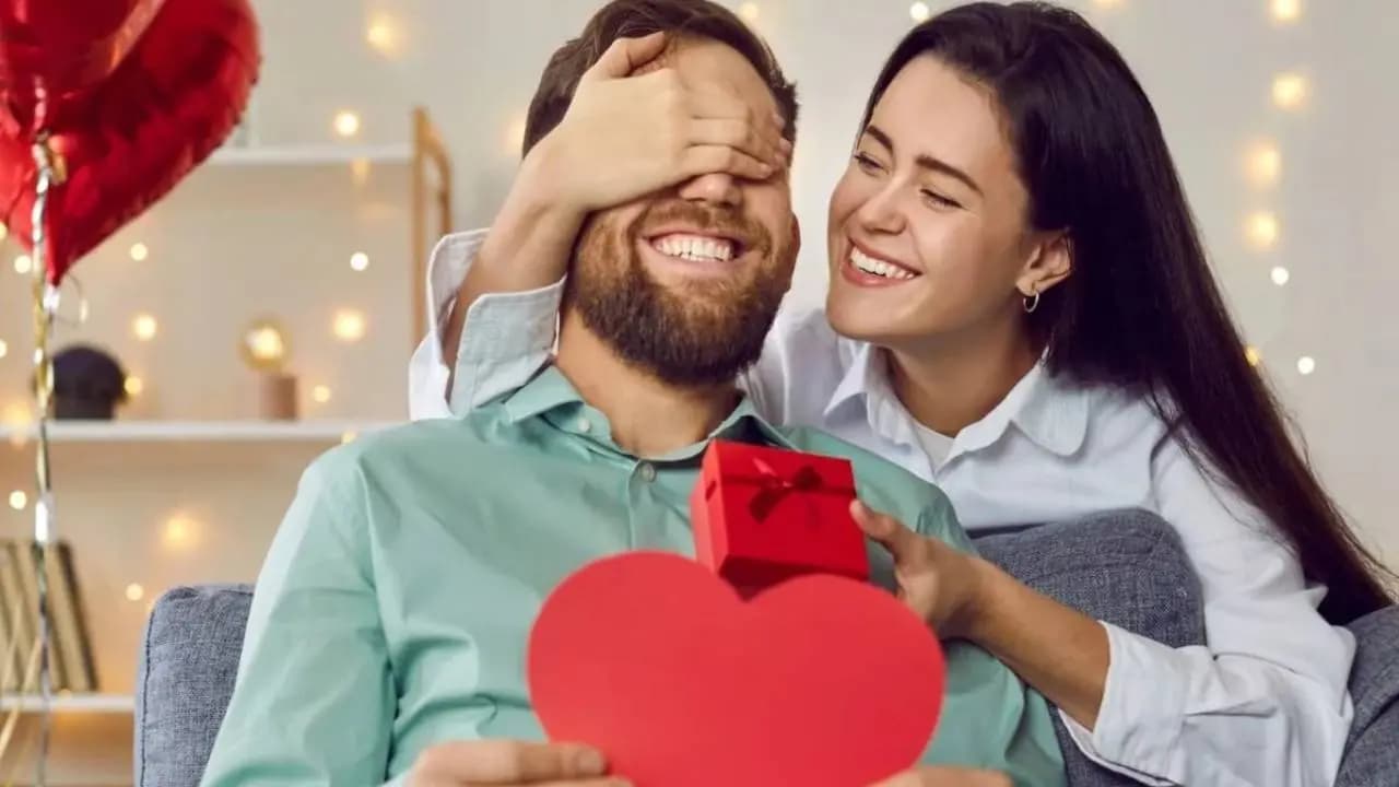 Valentines Day wrong gifts can break relations