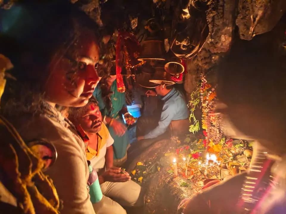 On Maha Shivaratri day lakhs of devotees throng at Mahakal temple on Bhutan Hill 