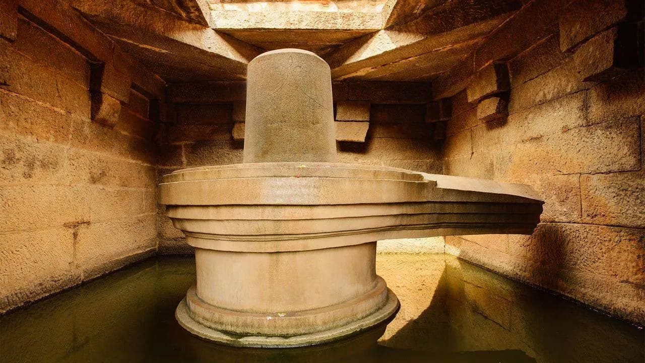 Maha Shivratri 2026: This Ancient Shivalinga At UNESCO Site Holds A Sacred Mystery