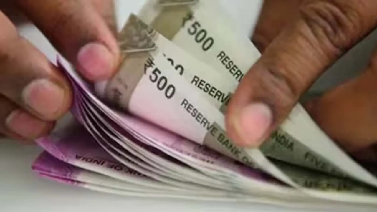 8th Pay Commission: will central govt staff retired before December 31 2025 miss out Benefits