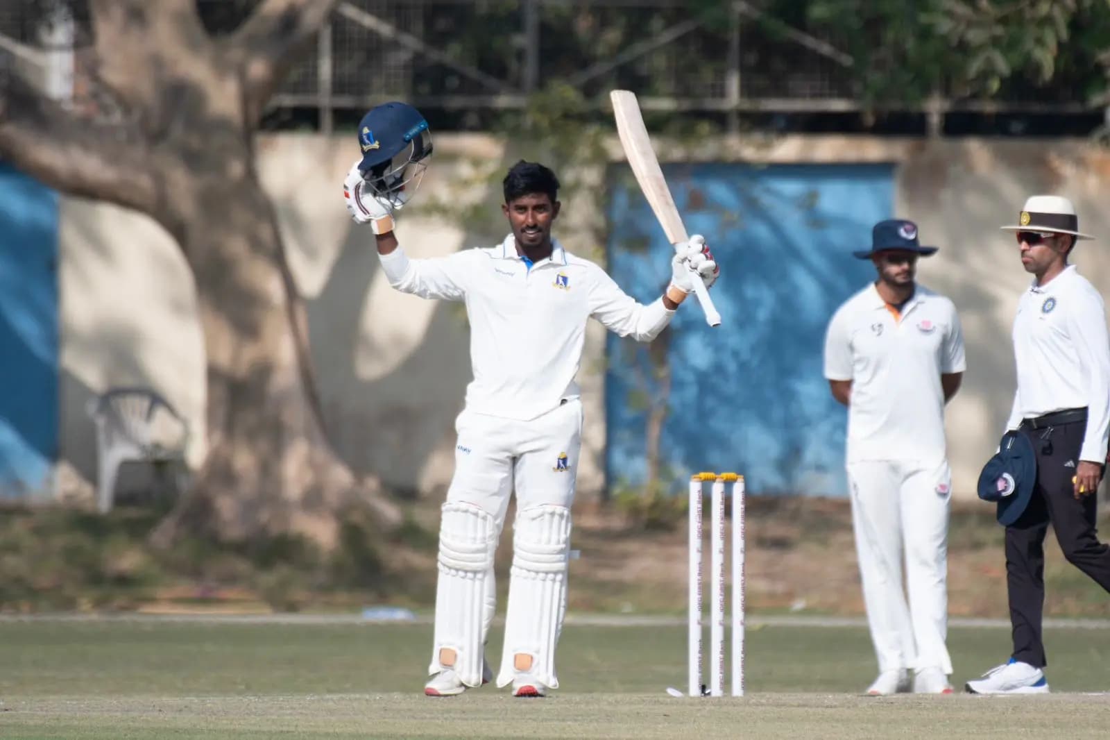 Sudip Kumar Gharami scores another century-Bengal all set to give big run target to Jammu Kashmir 