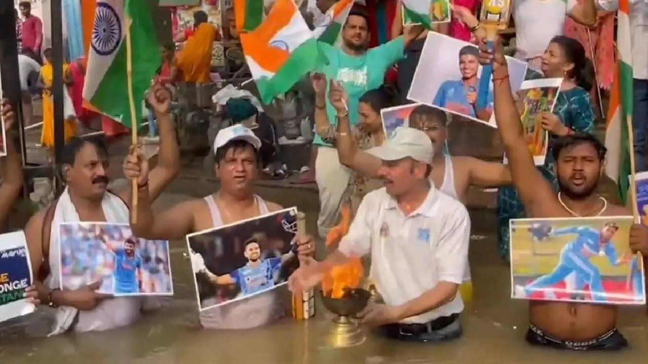 T20 World cup: Indian cricket fans perform puja offer prayers ahead pakistan match