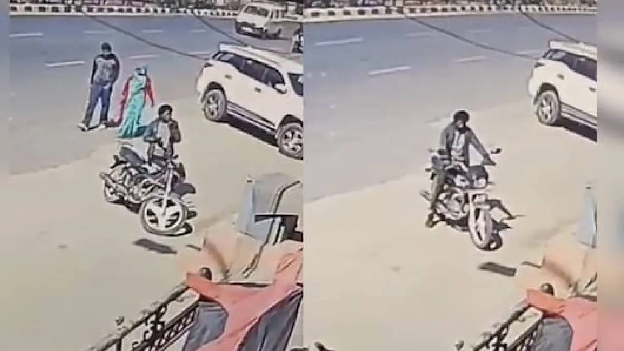 Man Relishes Samosa In Jaipur He Then Steals A Bike