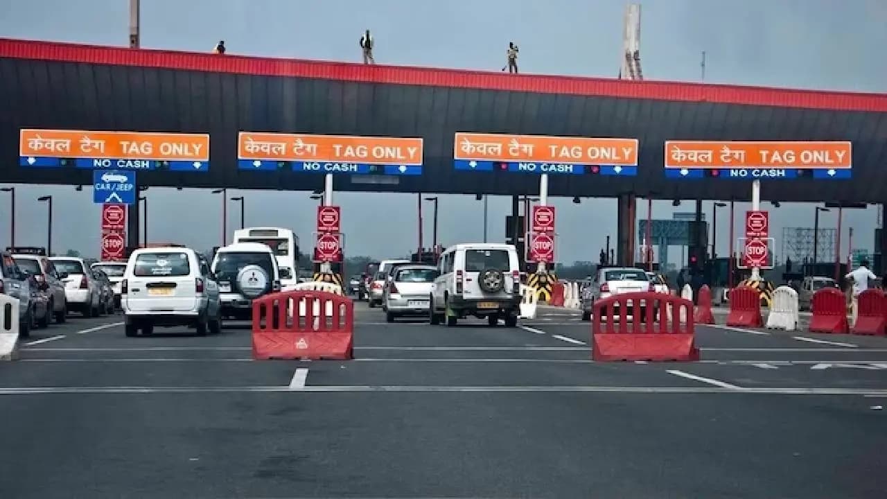 No cash payments at toll plazas from April 1 as govt plans to go digital