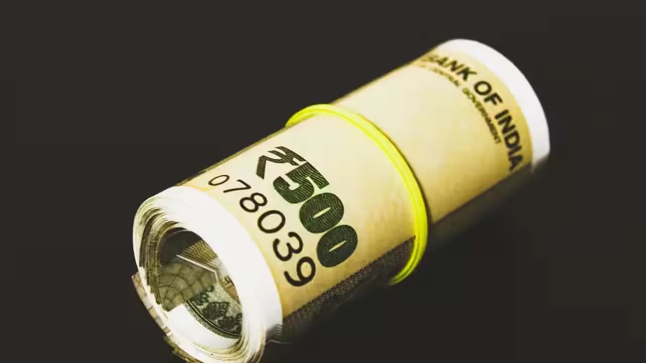 To get seven point nine lakh rupees in five years how much money should be deposited monthly in the post office rd scheme