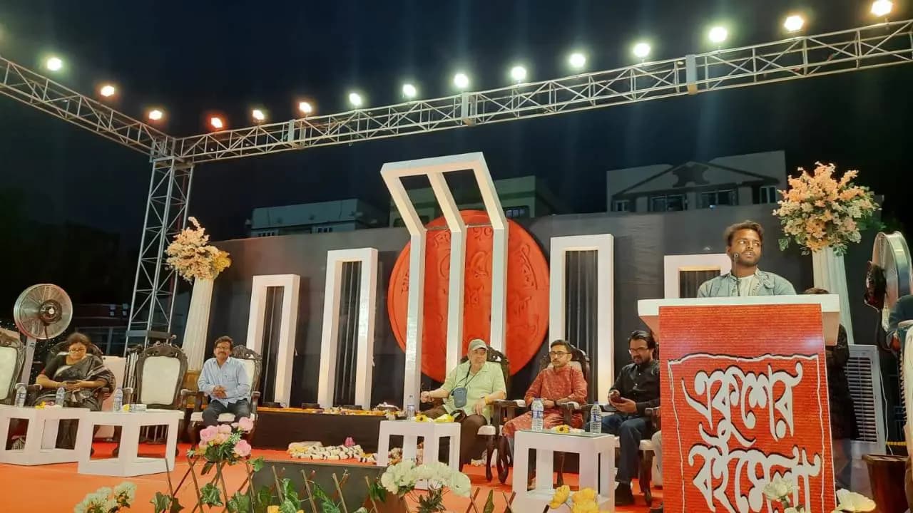 Kabir Suman and Bengali migrant workers raises their voice to condemn attacks on Bengali Identity at Kolkata s Ekushey Book Fair