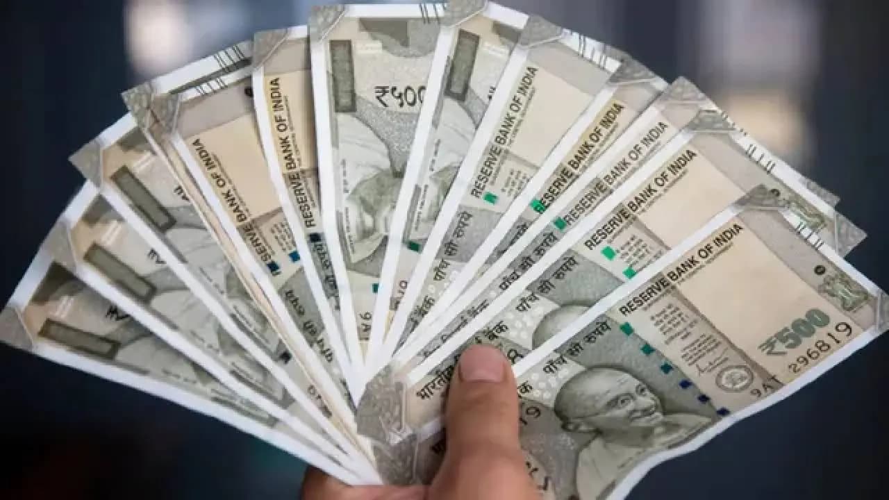 Magic of compound interest in Provident Fund 50000 salary can create fund of five crores